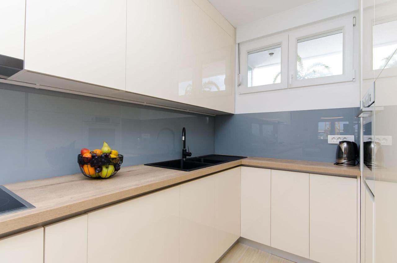 Modern Living Apartment Airy Split Kültér fotó